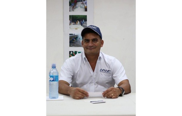 ‘A gusto con el proyecto que se está realizando con los atunes en este país' Iván Flores ADMINISTRADOR DE LA ARAP