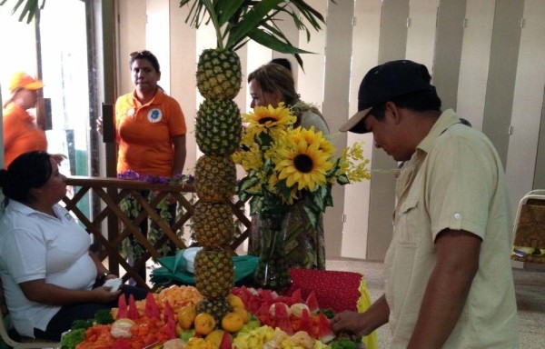 Según los productores, las frutas predilectas de los panameños son el mango, papaya, guineo y sandía.