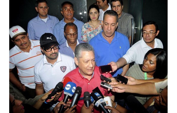 Bancada panameñista sin revelar detalles mostró rechazo a la candidatura de Adames.