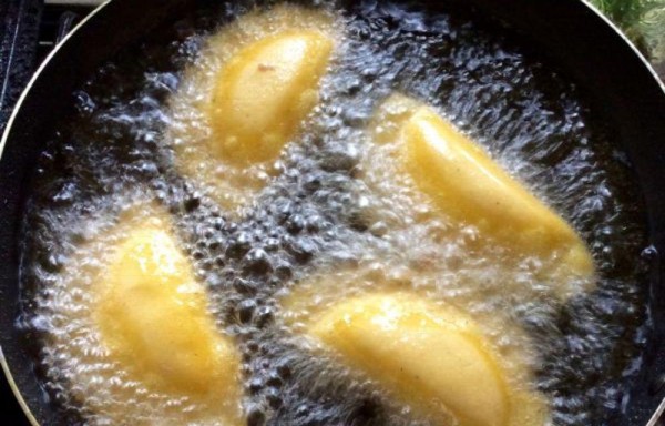 Empanada de maíz con relleno de carne