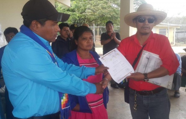 La entrega de credenciales fue en abril de este año.