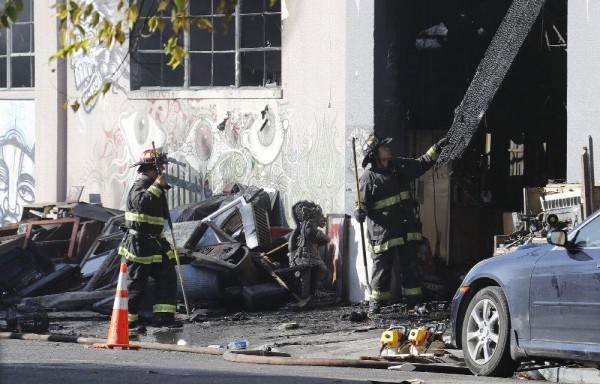 Suben a 33 los muertos por incendio