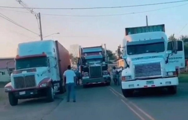 Bloqueo de transportistas de carga.