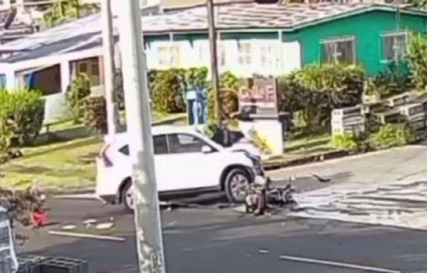 El implicado fue esposado y puesto a órdenes de las autoridades pertinentes.