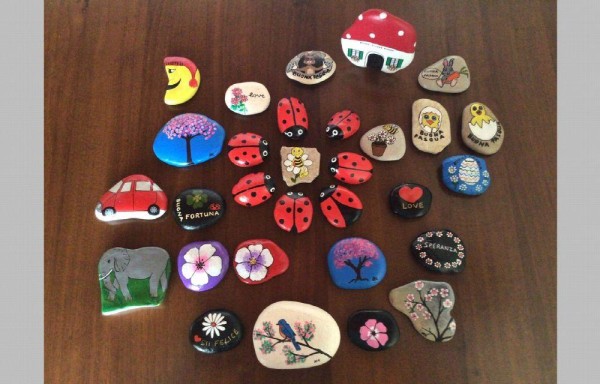 En algunas hay mensajes positivos y dibujos coloridos.