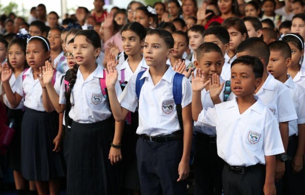 Alumnos de primaria darán todo para pasar.