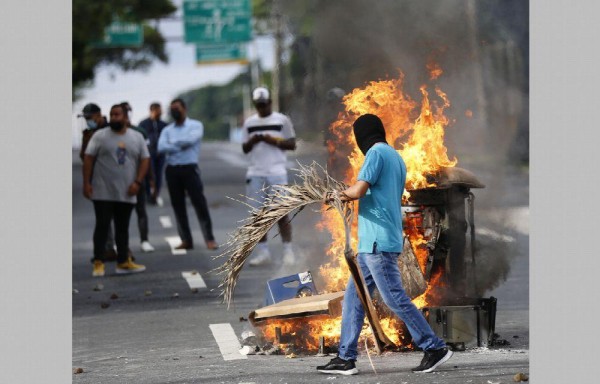 Siguen los cierres de calles.