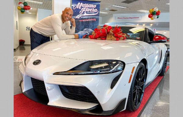 ¡Qué automóvil! Mariano Rivera, un grandes ligas.