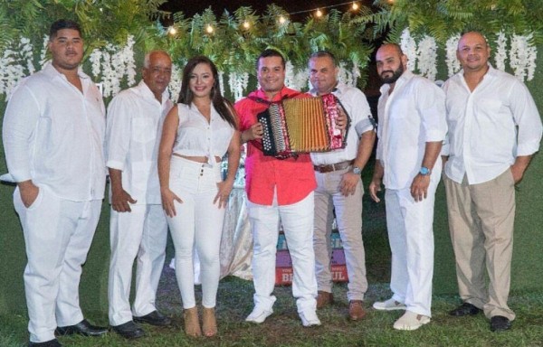 Raúl Aparicio y el Sol Naciente.