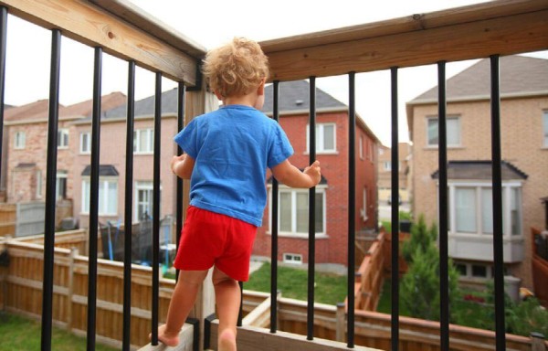 Evita que los muebles caigan sobre los niños