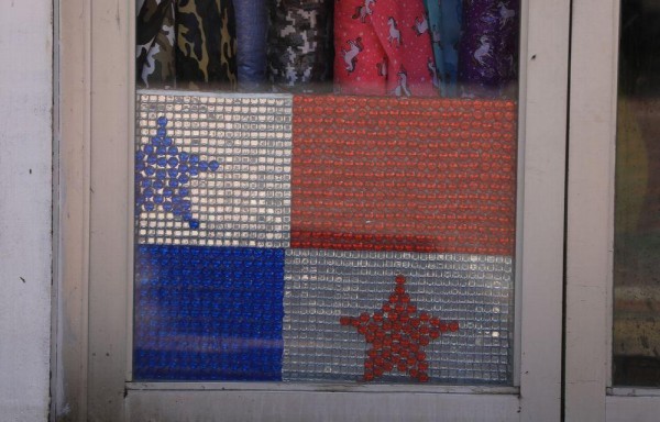 Locales son adornados.