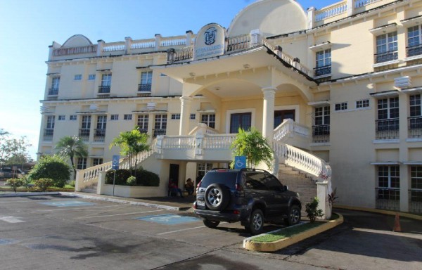 Adolescente incendió la casa de dos abuelitos en Chiriquí