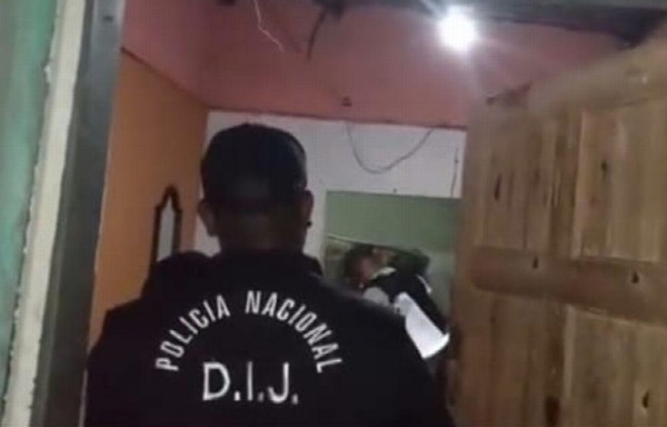 Aprehenden a hombre por violar y embarazar a su hija de 12 años de edad