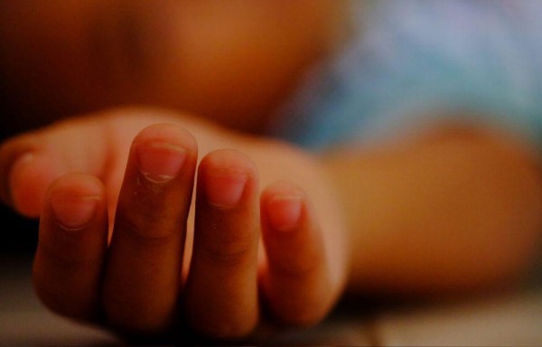 También la madre de la víctima, que en ese entonces era menor de edad, está bajo investigación