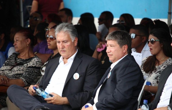 El presidente de la Fepafut, junto al técnico Hernán Gómez.