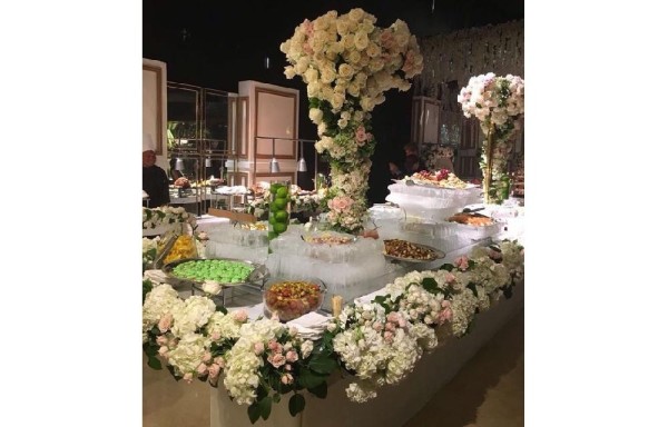 Invitó a Wisin a su boda