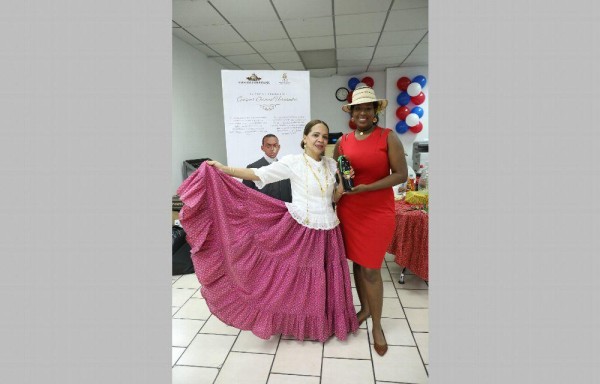 El Siglo se viste de Patria