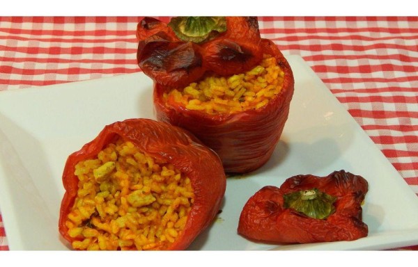 Degusta en casa unos pimientos rellenos