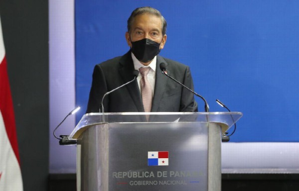 El jueves Cortizo se reunió con los gremios.