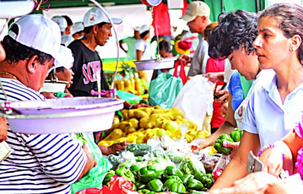 La canasta básica navideña se venderá en las ferias