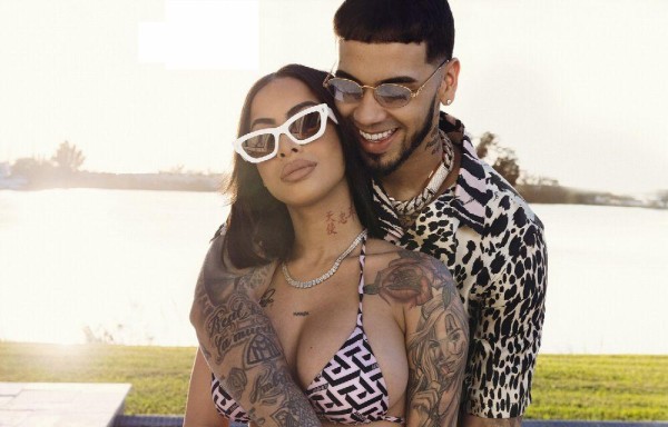 Anuel confirma su amor por Yailin con tatuaje en su nombre