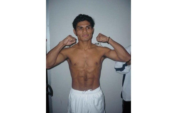 ROINET &LSQUO;MUS&RSQUO; CABALLERO | CHIRIQUÍ | En 2011, el ‘Mus’ también fracasó en la pelea de título mundial pluma del CMB.