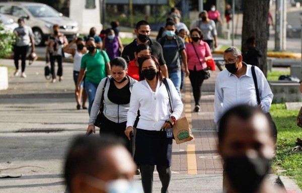 Varias medidas de restricción ya han sido levantadas ante la disminución de nuevos contagios del virus.