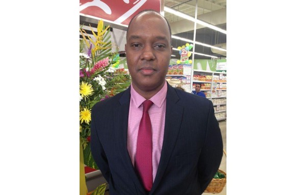 ‘Habrá otro proyecto similar en Santiago que dará más empleos' Jorge Bernard SUPER XTRA