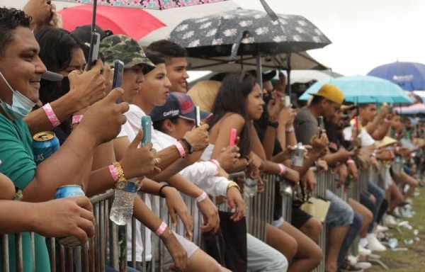 El público se gozó el evento.