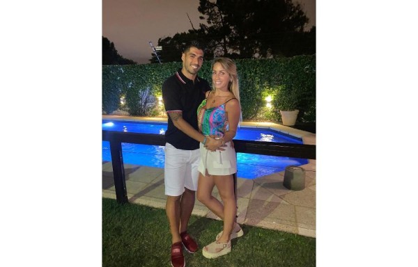 Famosos comparten en redes sociales llegada del 2020