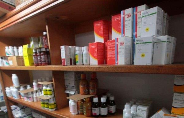 Unprofa indica que esta medida provocó el cierre de 30 farmacias en el país.