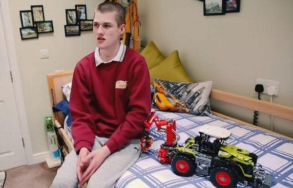 Si Liam se duerme, pela el bollo