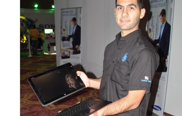 Computadora se convierte en Tablet.