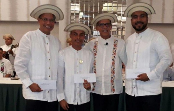 En el Festival Nacional de la Pollera y su Concurso de Camisillas y Sombreros Versión 2016 obtuvo el Tercer Lugar en Camisillas.
