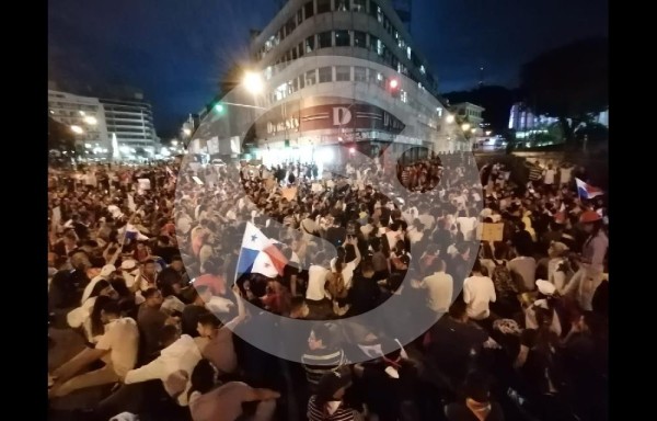 Manifestantes culminan las protestas de manera pacífica 