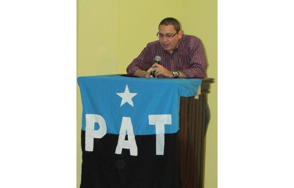 Activista Javier Viquez.