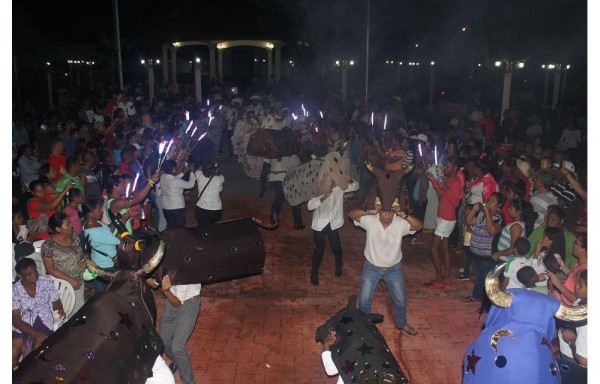 Llegó el Toro Guapo de Antón