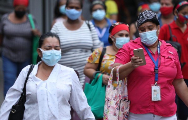 Siempre utilice mascarilla.