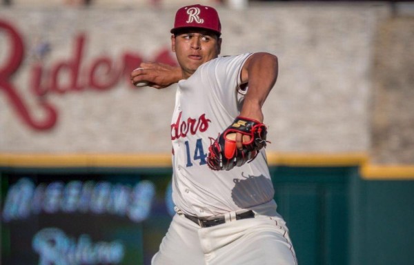 Ariel Jurado, lanzador de los Rangers de Texas