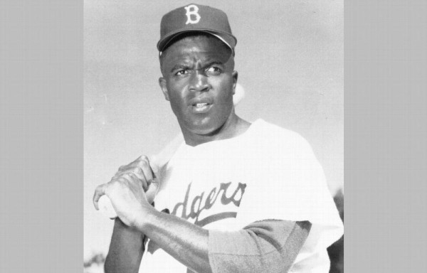 Con Mariano se fue el último 42 de MLB