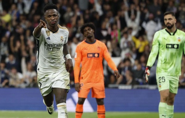 El Real Madrid hace fiesta con el Valencia