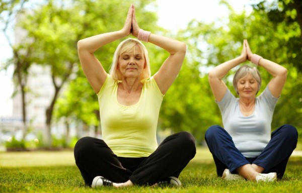Yoga, disciplina en la tercera edad