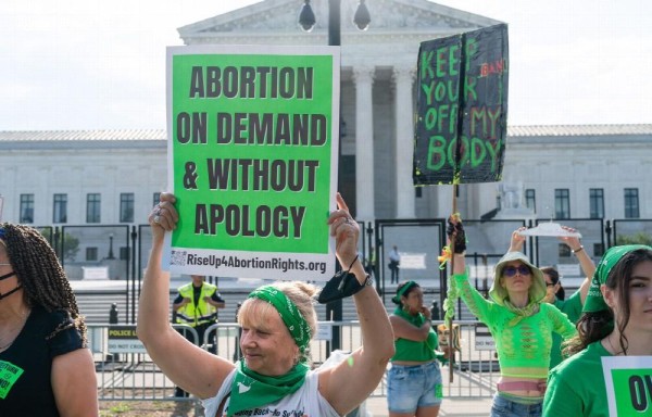 Lanzan campaña millonaria de apoyo al aborto