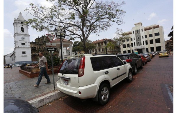 Conductores de autos volvieron a estacionarse de manera gratuita en San Felipe.