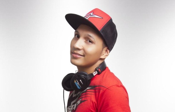 El cantante Mystical cuenta la historia de un amor a primera vista