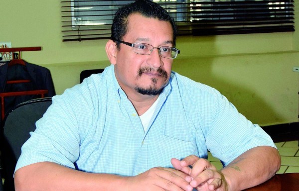 Carlos Fong: escritor y promotor cultural