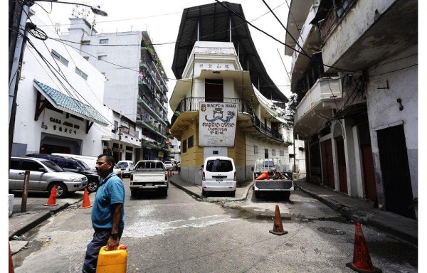 Urge recuperar la fachada del sector.