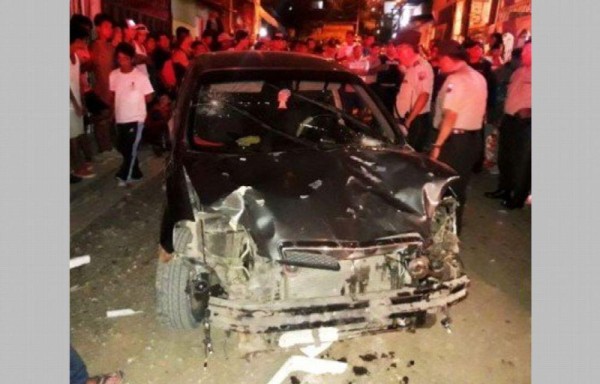 Tragedia, atropello masivo deja un muerto y 28 heridos