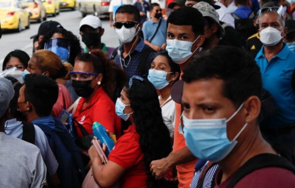 Los casos de covid-19 siguen en descenso, según las autoridades del Salud.