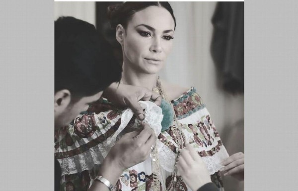 Patricia viene a grabar película y se empollera